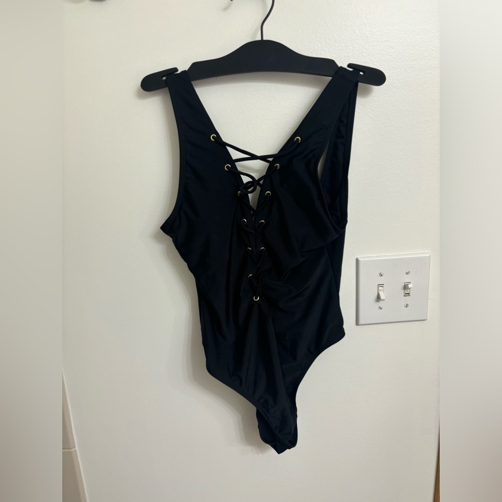 One piece swimsuit